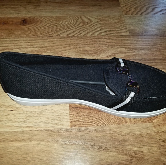 Rou9e Slip On Loafer - Picture 2 of 2